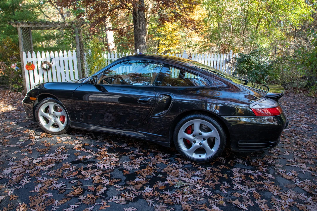2001 Porsche 996 Turbo - Image 25 of 31
