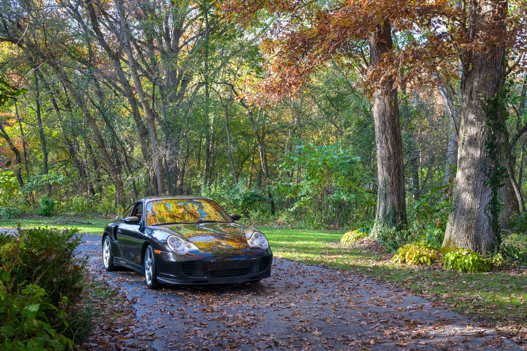 2001 Porsche 996 Turbo - Image 2 of 31