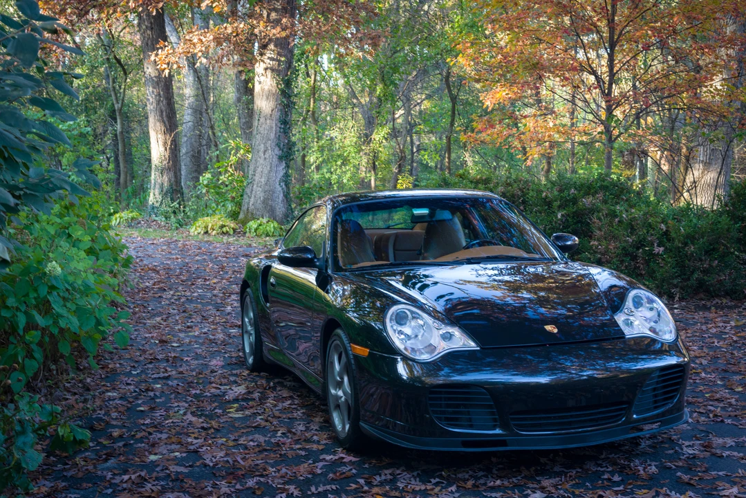 2001 Porsche 996 Turbo - Image 8 of 31