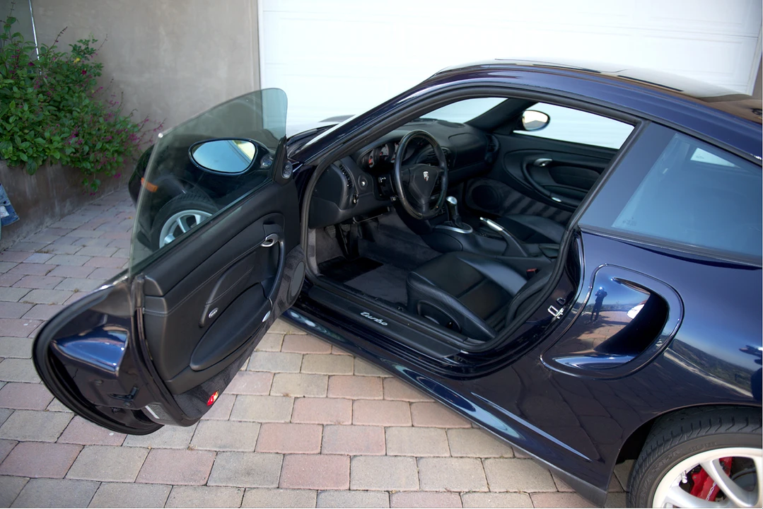 2001 Porsche 996 Turbo - Image 29 of 31