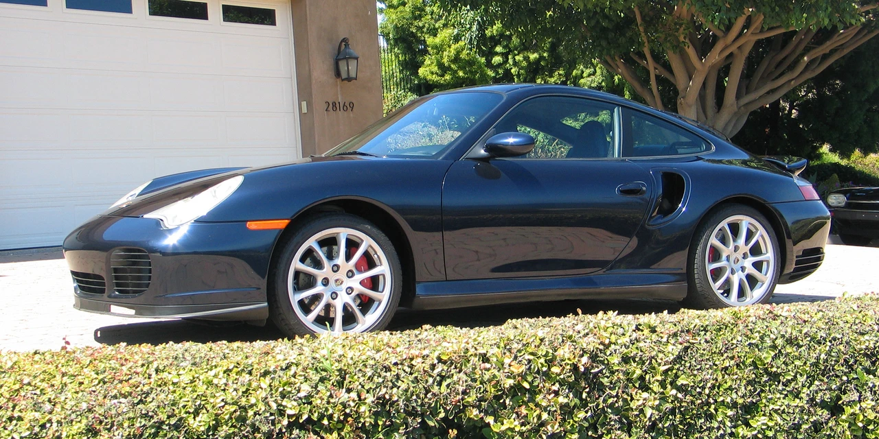 2001 Porsche 996 Turbo - Image 14 of 31
