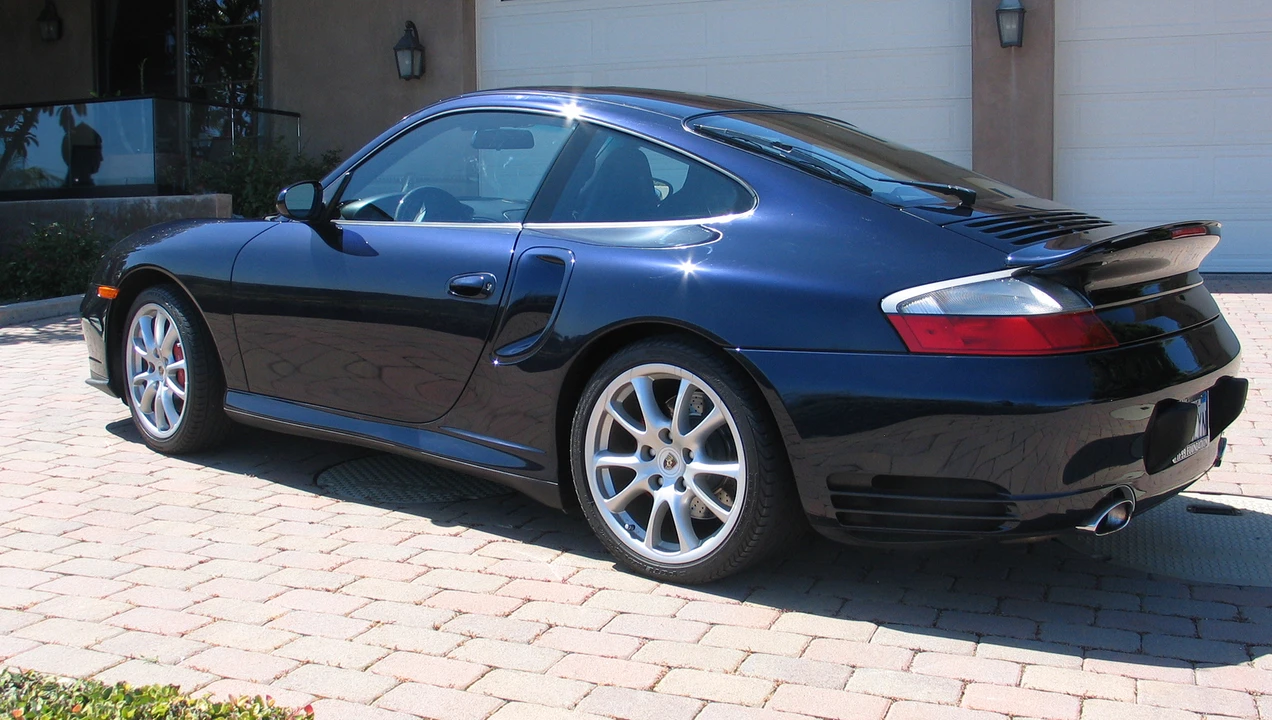2001 Porsche 996 Turbo - Image 11 of 31