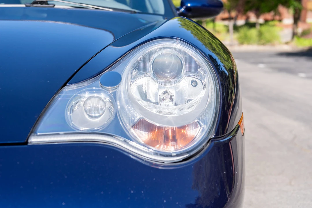 2001 Porsche 996 Turbo - Image 12 of 31