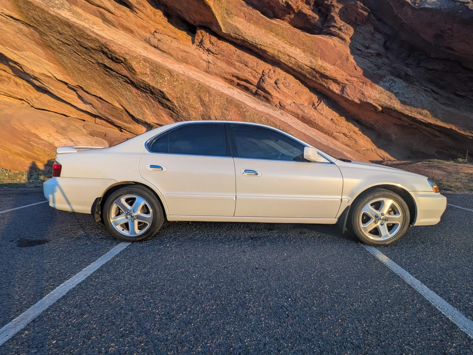 2002 Acura TL 2nd Gen - Image 8 of 31