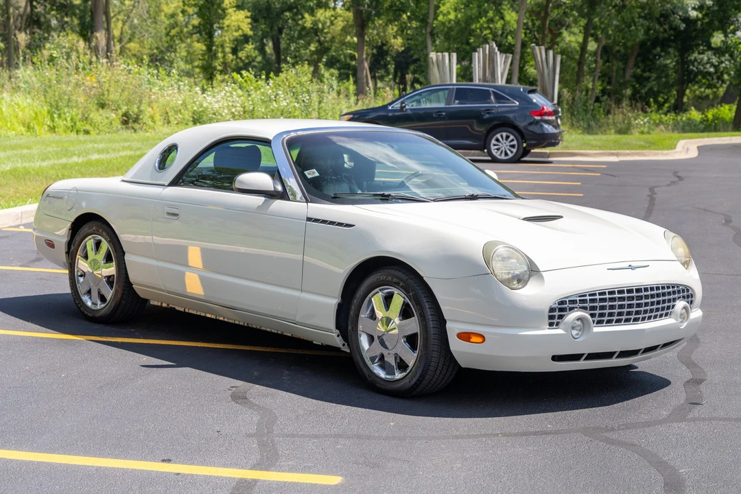 2002 Ford Thunderbird 11th Gen - Image 7 of 31