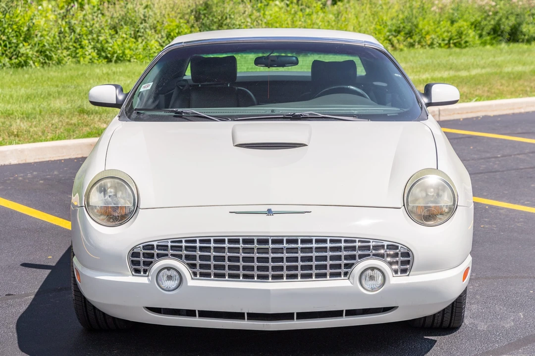 2002 Ford Thunderbird 11th Gen - Image 8 of 31