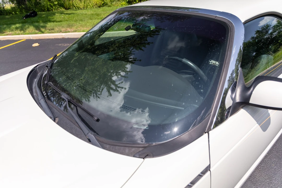 2002 Ford Thunderbird 11th Gen - Image 15 of 31