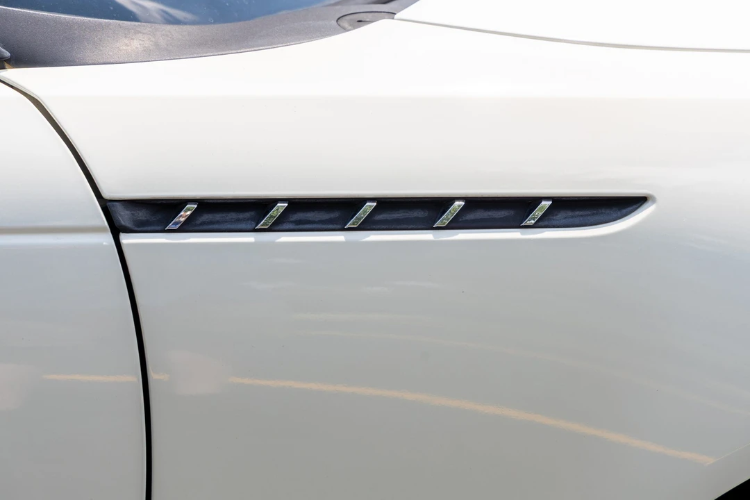 2002 Ford Thunderbird 11th Gen - Image 29 of 31