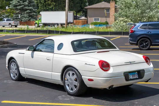 2002 Ford Thunderbird 11th Gen - Image 3 of 31