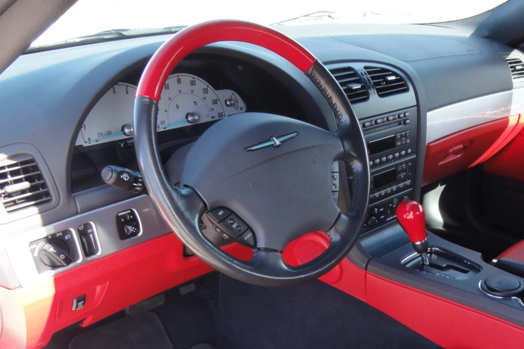 2002 Ford Thunderbird 11th Gen - Image 5 of 7
