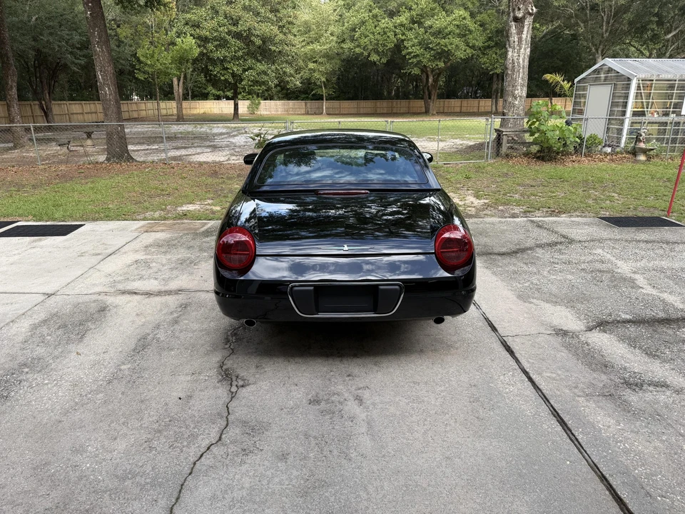 2002 Ford Thunderbird 11th Gen - Image 13 of 31