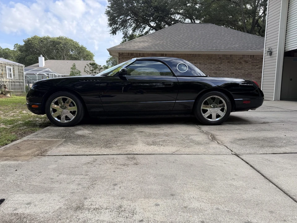 2002 Ford Thunderbird 11th Gen - Image 7 of 31