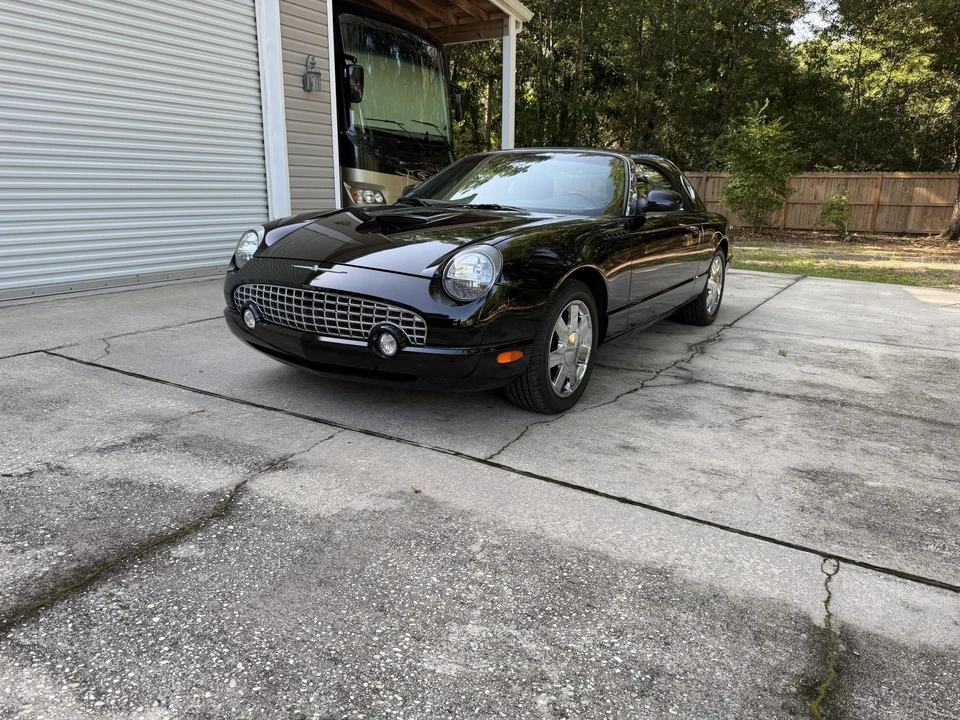 2002 Ford Thunderbird 11th Gen - Image 4 of 31