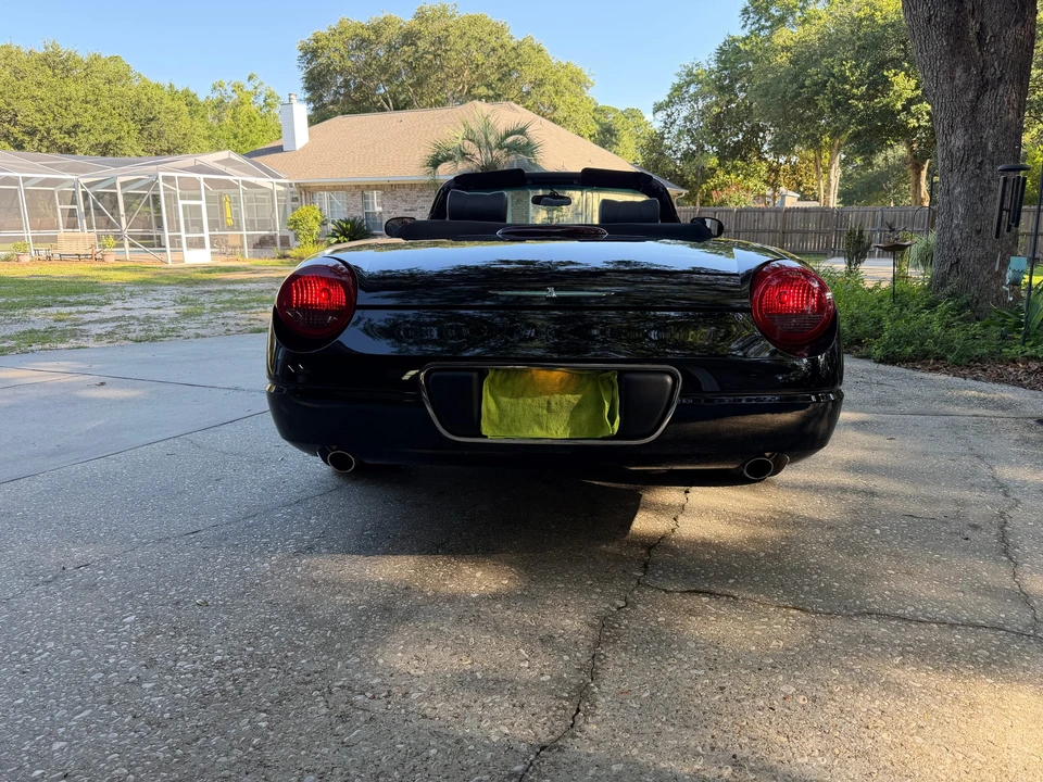 2002 Ford Thunderbird 11th Gen - Image 16 of 31