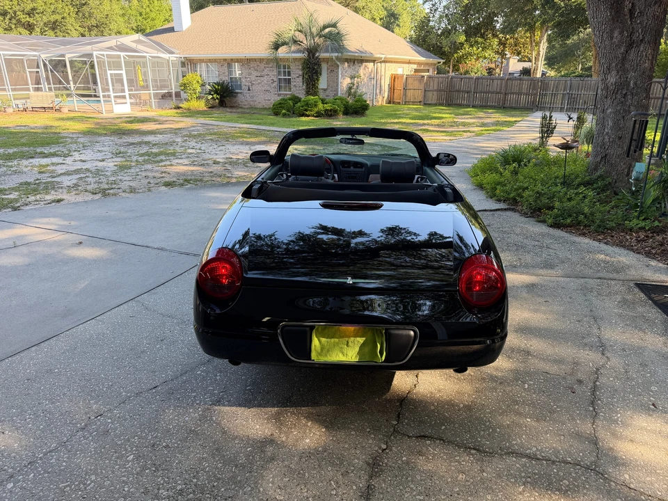2002 Ford Thunderbird 11th Gen - Image 15 of 31