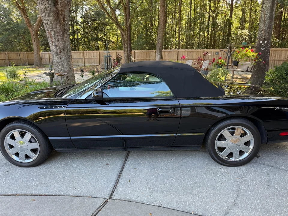 2002 Ford Thunderbird 11th Gen - Image 8 of 31