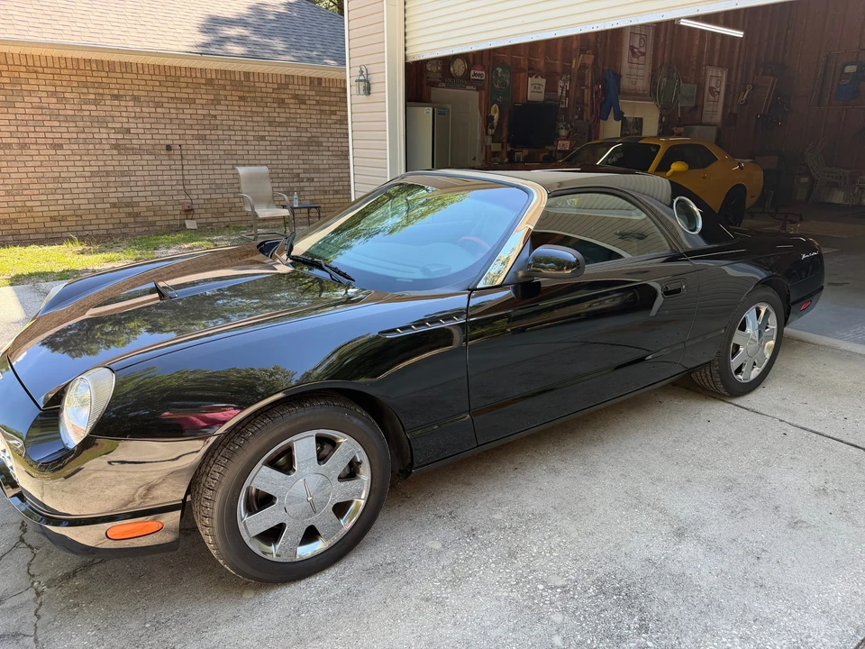 2002 Ford Thunderbird 11th Gen - Image 5 of 31
