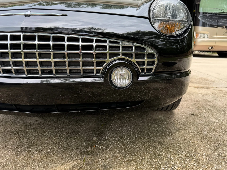 2002 Ford Thunderbird 11th Gen - Image 30 of 31