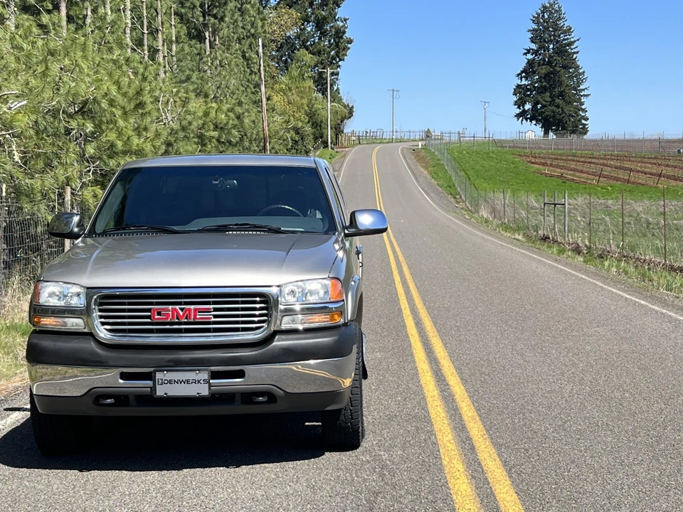 2002 GMC Sierra Heavy Duty 2nd Gen - Image 13 of 31