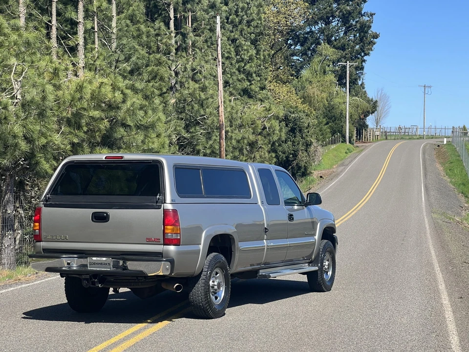 2002 GMC Sierra Heavy Duty 2nd Gen - Image 29 of 31