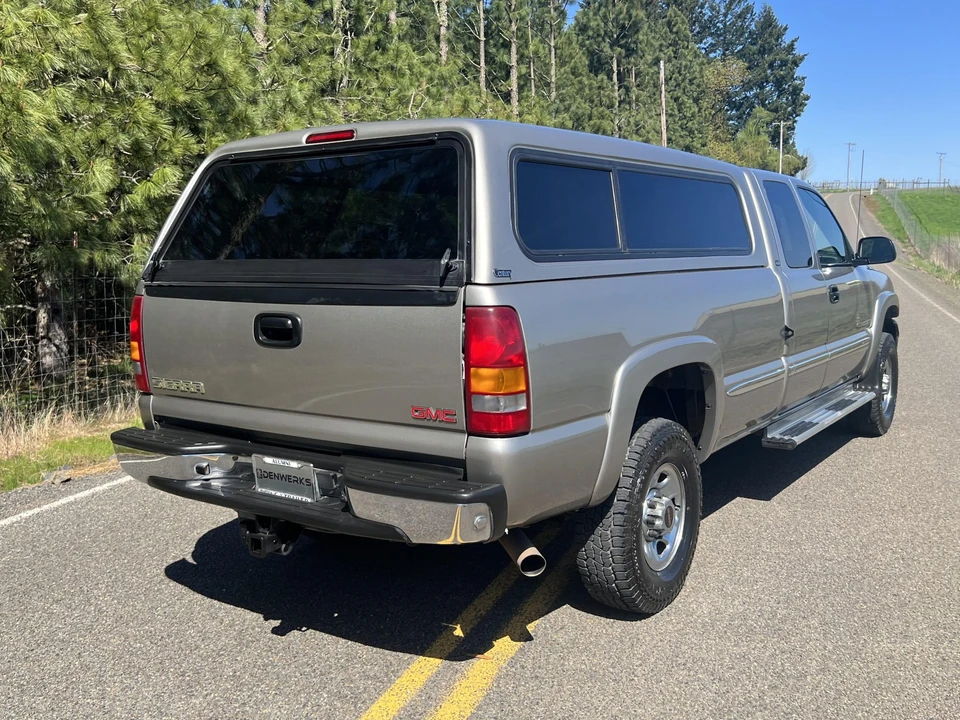 2002 GMC Sierra Heavy Duty 2nd Gen - Image 27 of 31