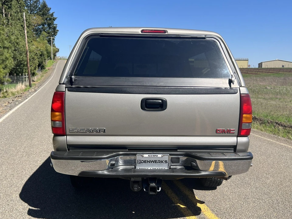 2002 GMC Sierra Heavy Duty 2nd Gen - Image 23 of 31