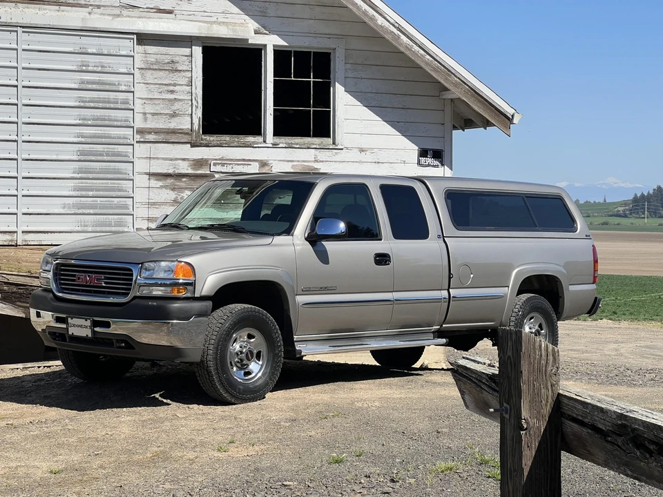 2002 GMC Sierra Heavy Duty 2nd Gen - Image 7 of 31
