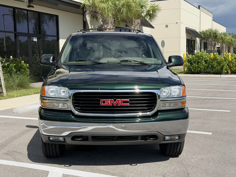 2002 GMC Yukon 2nd Gen - Image 16 of 31