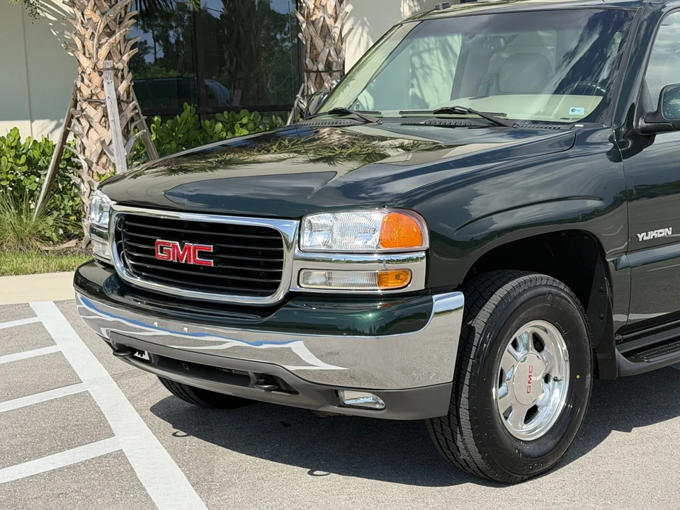 2002 GMC Yukon 2nd Gen - Image 18 of 31