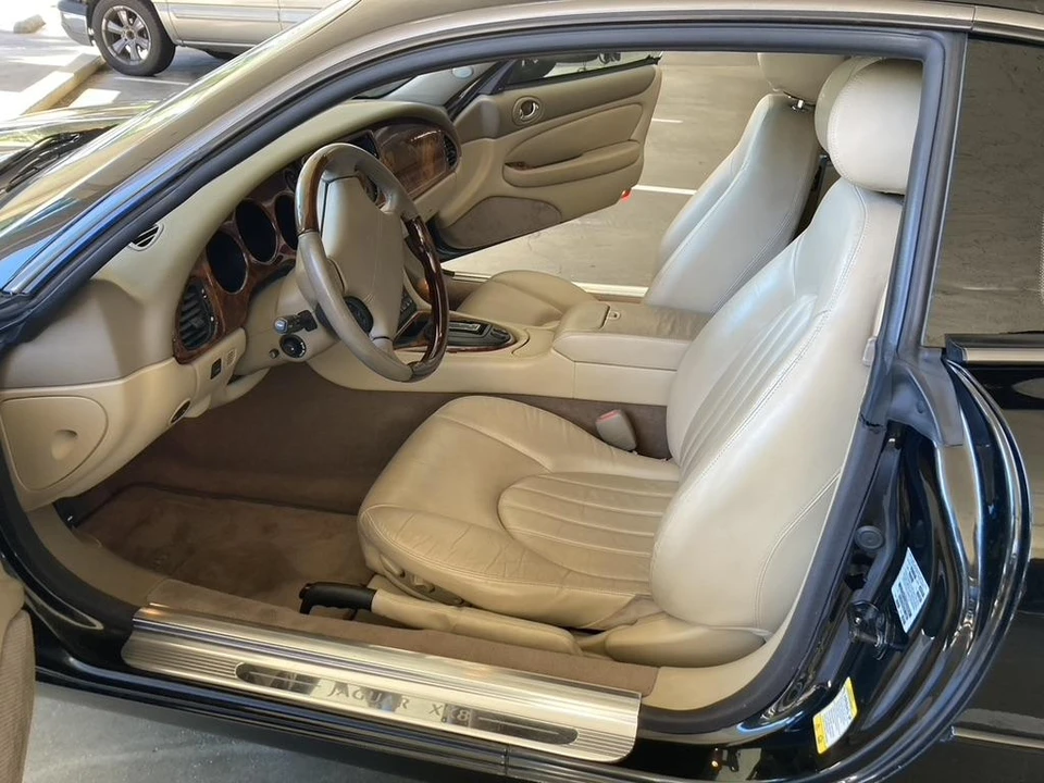 2002 Jaguar X100 XK8 - Image 30 of 31