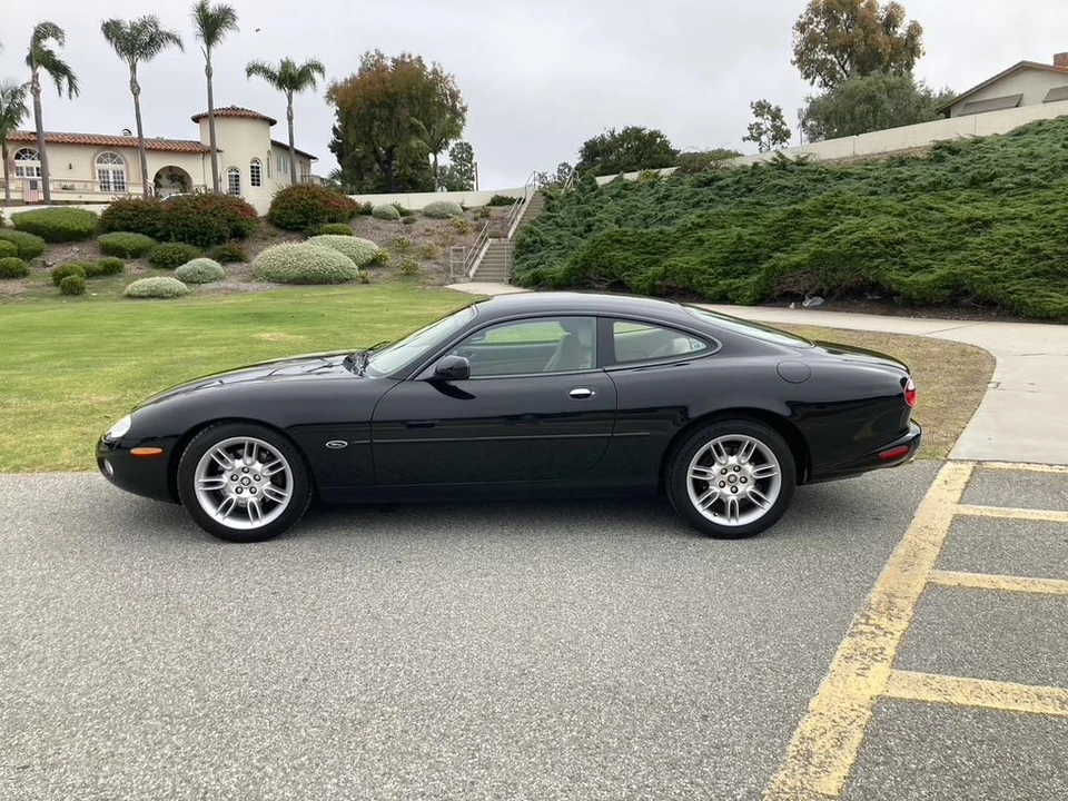 2002 Jaguar X100 XK8 - Image 5 of 31