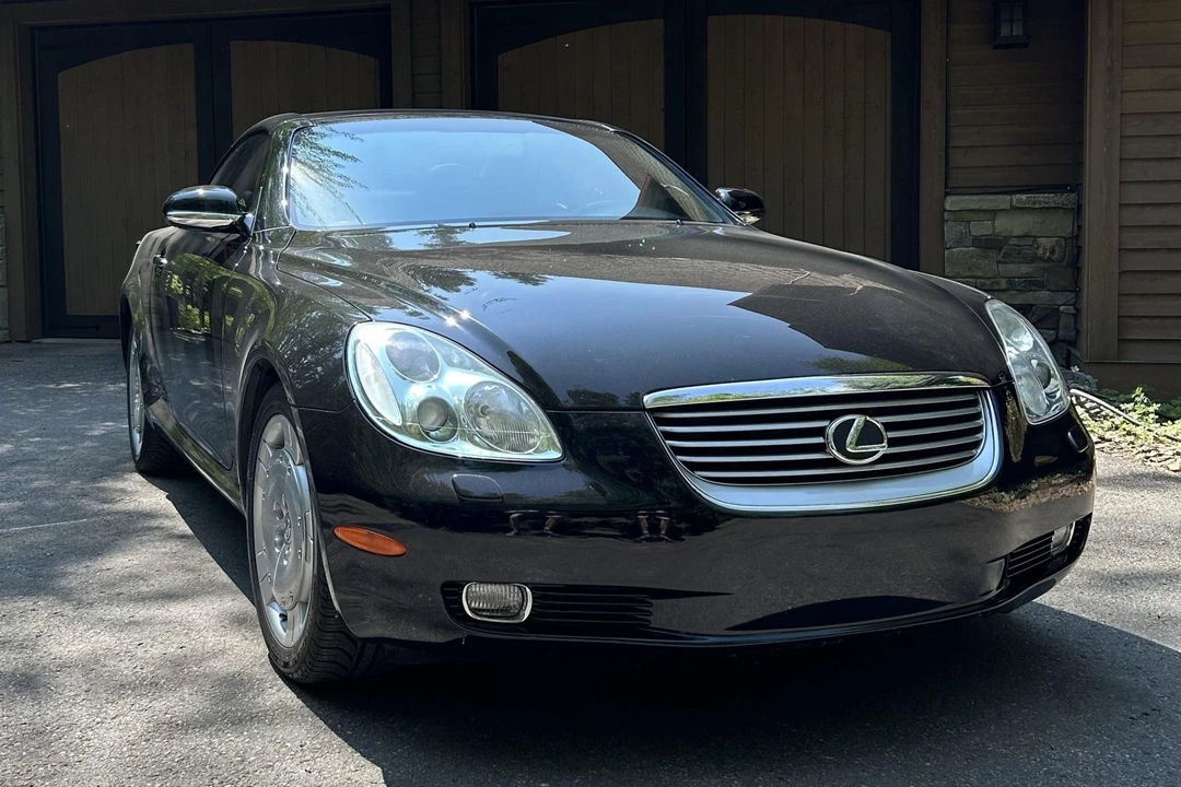 2002 Lexus SC430 - Image 4 of 31