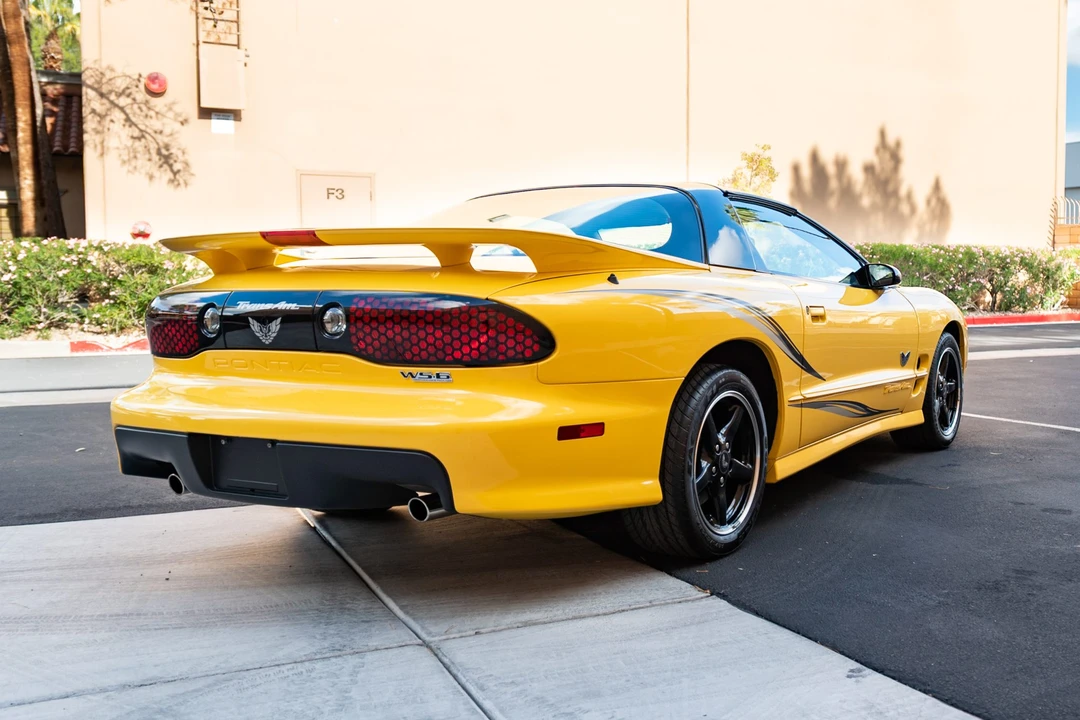 2002 Pontiac Firebird Trans Am 4th Gen - Image 10 of 31