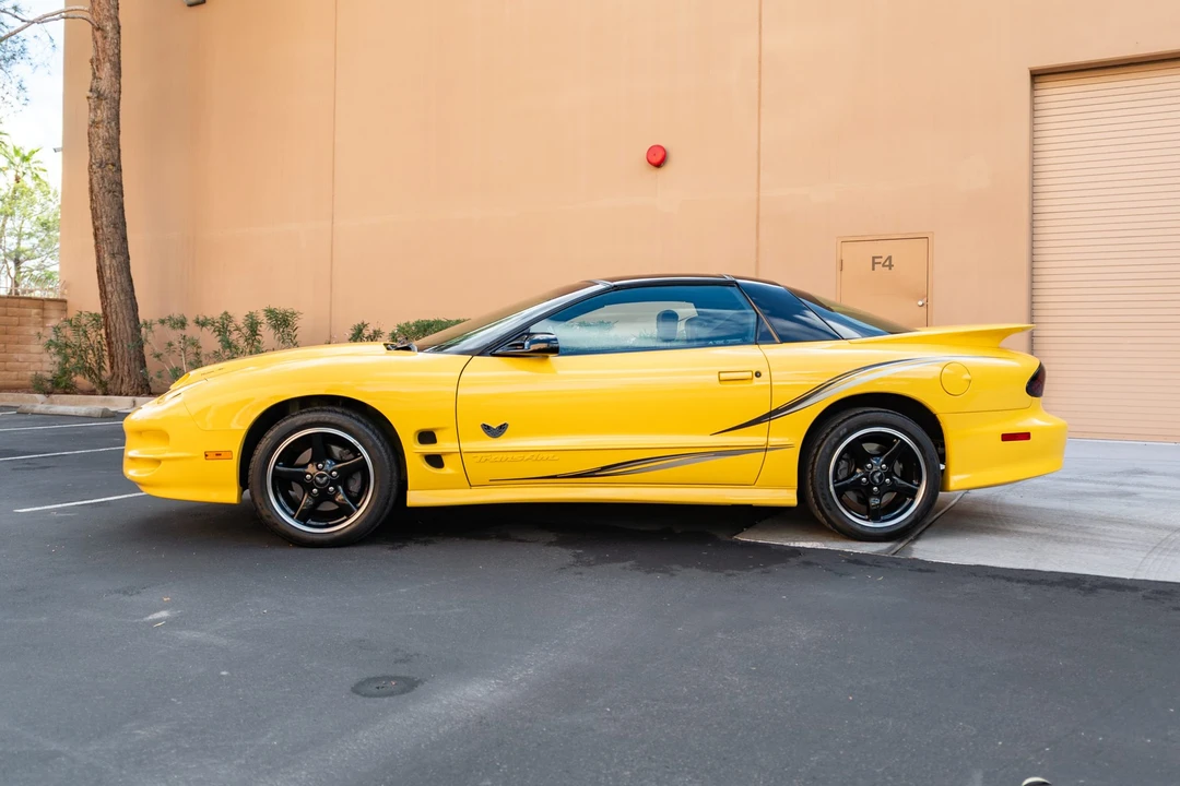2002 Pontiac Firebird Trans Am 4th Gen - Image 14 of 31
