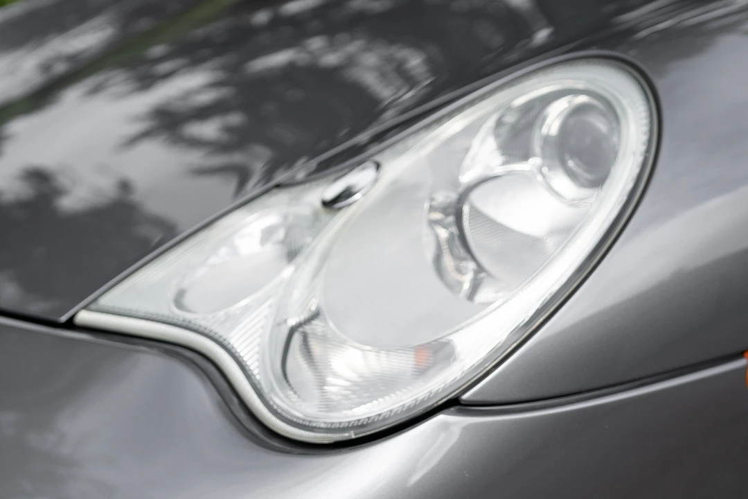 2002 Porsche 996 Carrera - Image 24 of 31