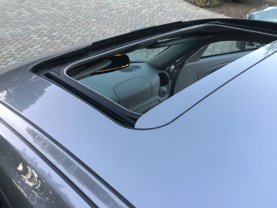 2002 Porsche 996 Carrera 4S - Image 18 of 31