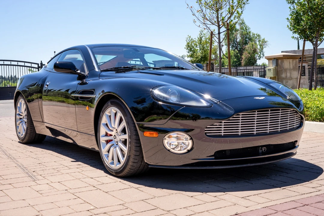 2003 Aston Martin Vanquish 1st Gen - Image 4 of 31