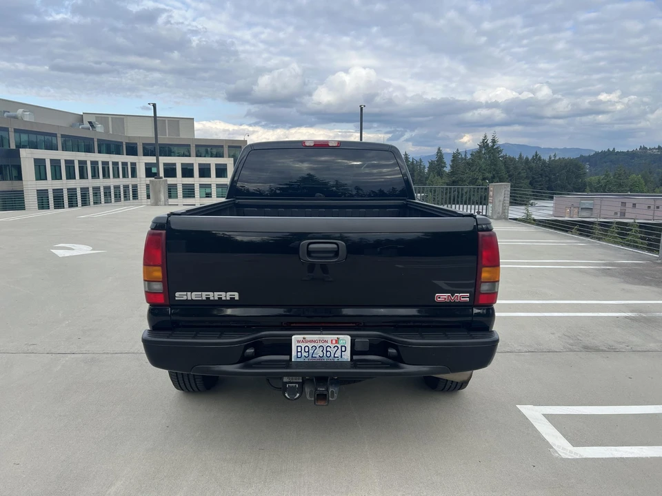 2003 GMC Sierra 2nd Gen - Image 6 of 31