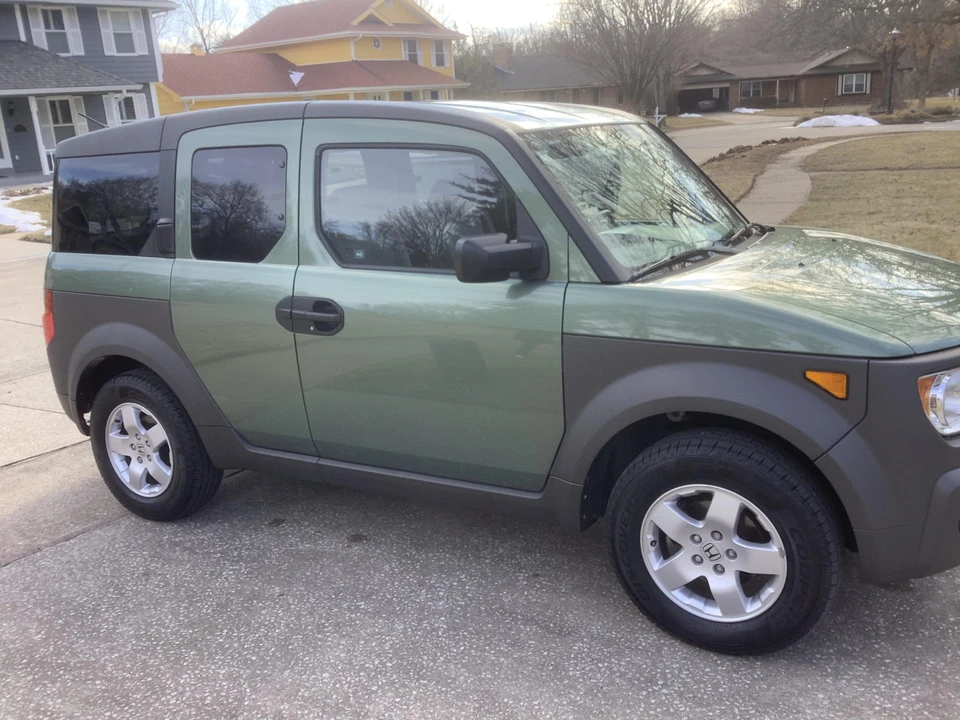 2003 Honda Element - Image 4 of 31