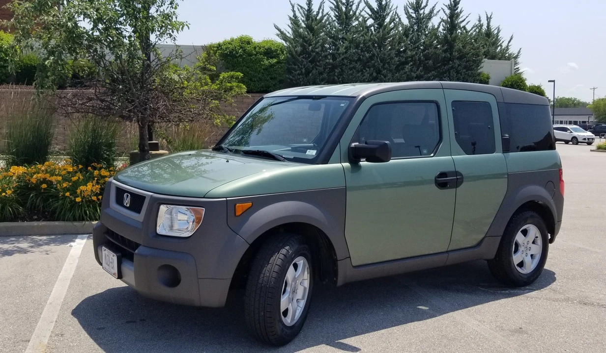 2003 Honda Element - Image 14 of 31