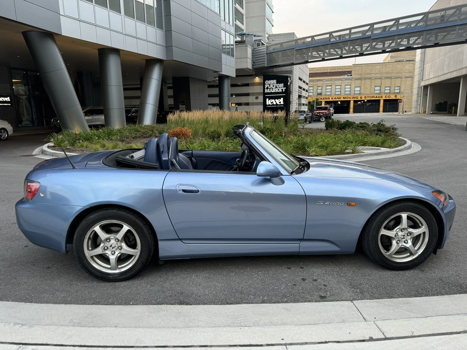 2003 Honda AP1 S2000 - Image 17 of 31