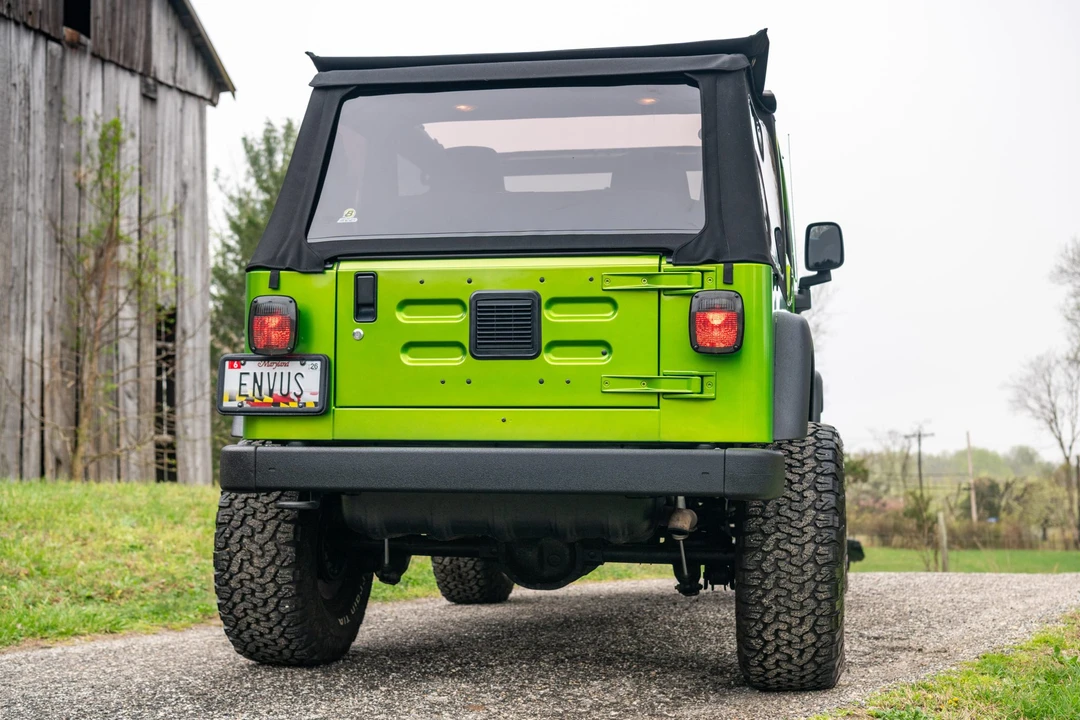 2003 Jeep TJ Wrangler - Image 15 of 31