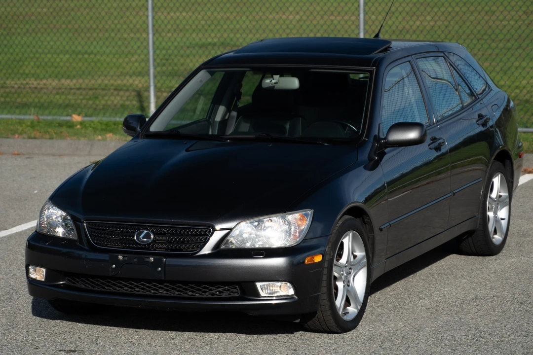 2003 Lexus IS 1st Gen - Image 7 of 31