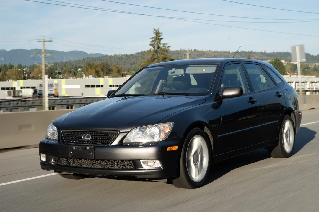 2003 Lexus IS 1st Gen - Image 6 of 31