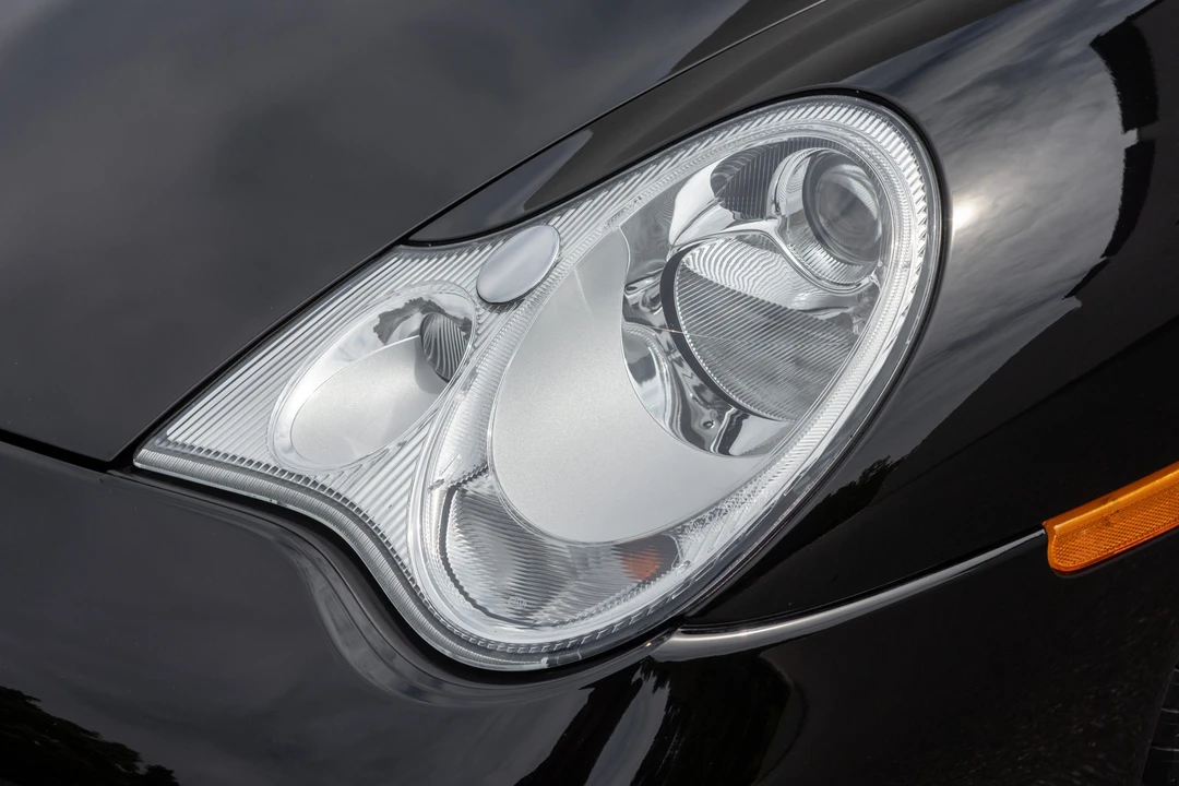2003 Porsche 996 Carrera 4S - Image 11 of 31
