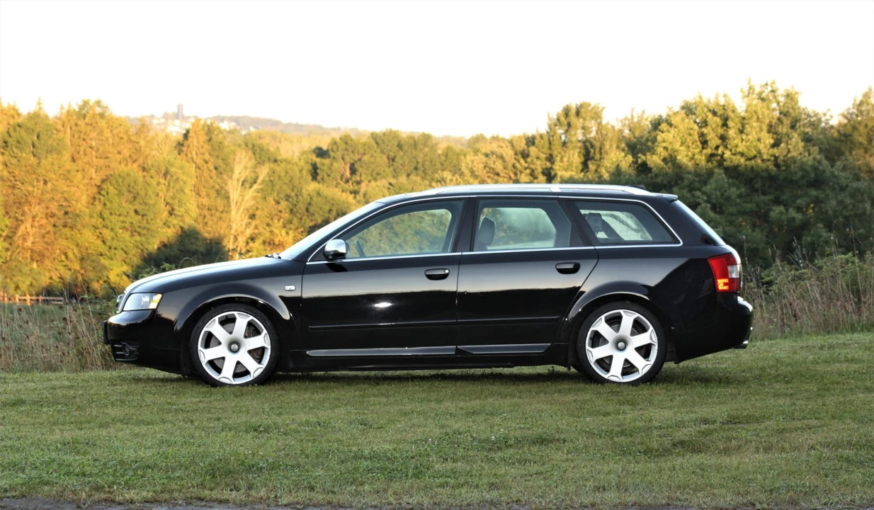 2004 Audi B6 S4 - Image 3 of 31