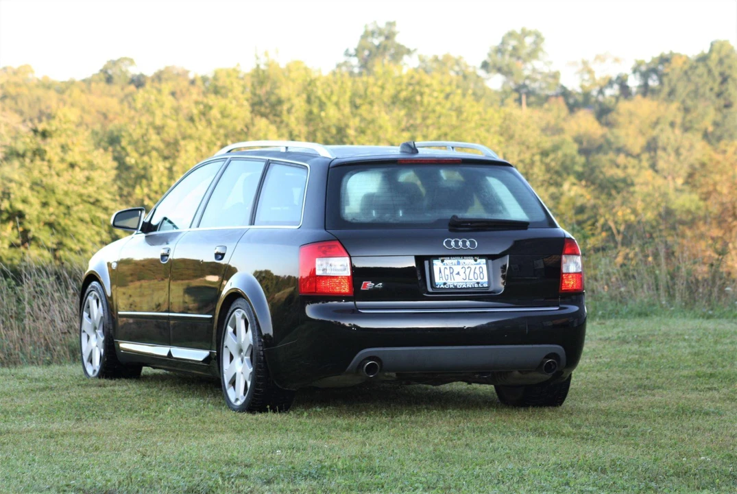 2004 Audi B6 S4 - Image 5 of 31