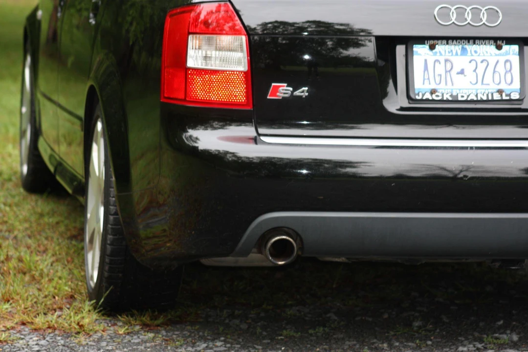 2004 Audi B6 S4 - Image 19 of 31