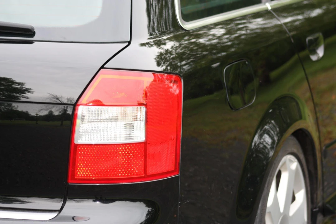 2004 Audi B6 S4 - Image 21 of 31