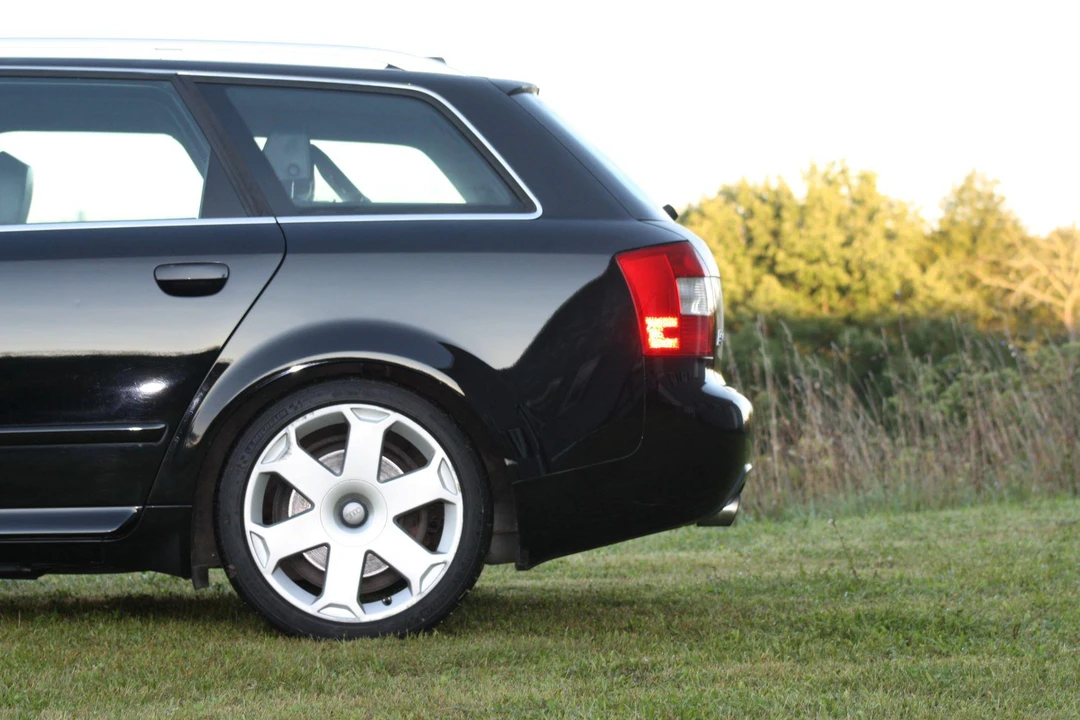 2004 Audi B6 S4 - Image 24 of 31